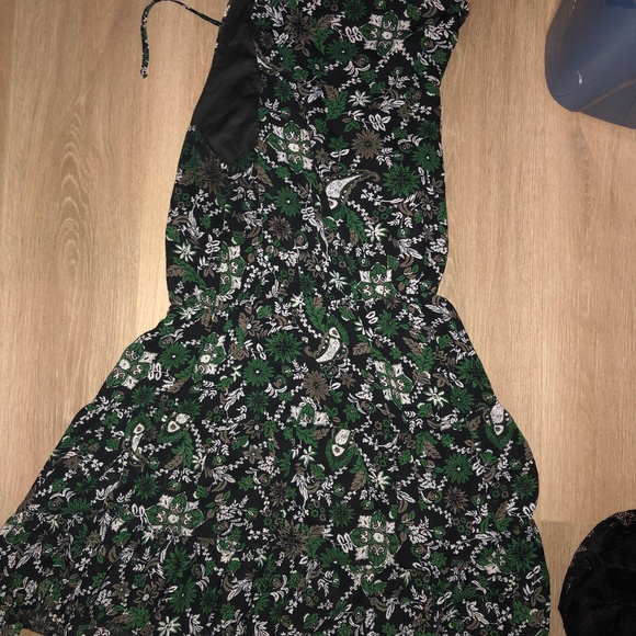 Floral dress - Picture 2 of 3